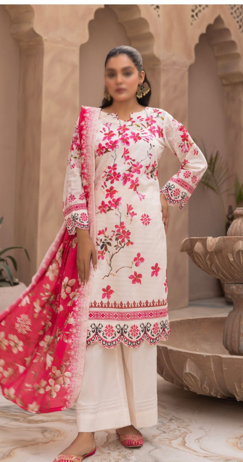 Doriya Printed Embroided Lawn Collection By mahnoosh